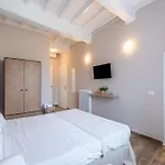 L'arco Del Pellegrino * Monteroni d'Arbia