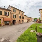 L'arco Del Pellegrino Holiday home
