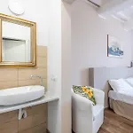 L'arco Del Pellegrino Holiday home
