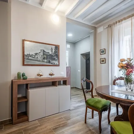 L'arco Del Pellegrino Holiday home